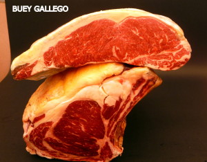 Chuletón y lomo de buey gallego en Carnes Cesáreo Gómez