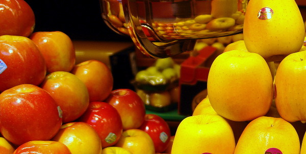 Manzanas en Frutas Charito