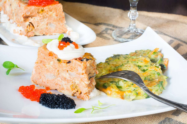 Pastel de bacalao, gambas y mejillones