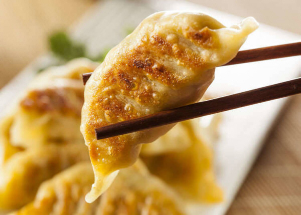 Gyozas con marisco y pescado