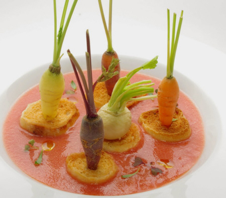 Salmorejo andaluz con mini verduras